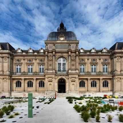 Façade du musée de Picardie